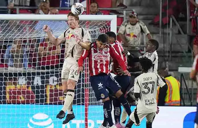 Chivas cae ante el New York RB