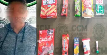 Detectan a presunta fardera en tienda Aurrerá
