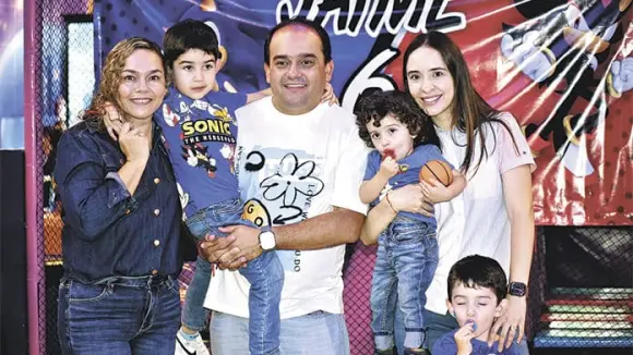 ¡DIVERSIÓN Y SORPRESAS!