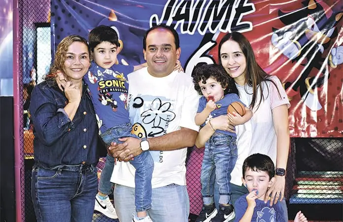 ¡DIVERSIÓN Y SORPRESAS!