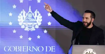 El Salvador avala reelección indefinida