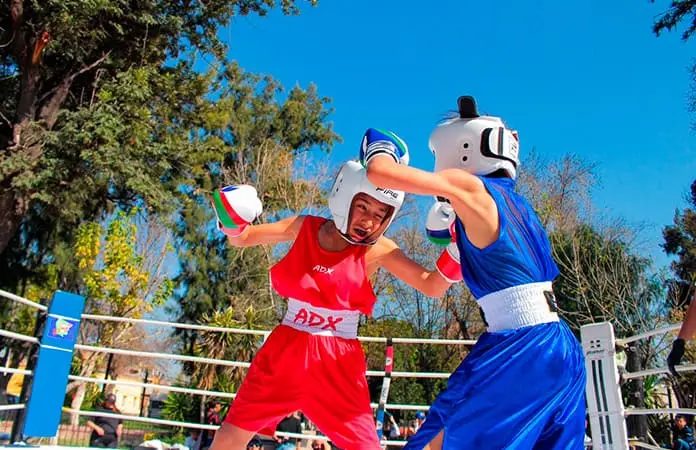 Funciones boxísticas en Villa de Pozos