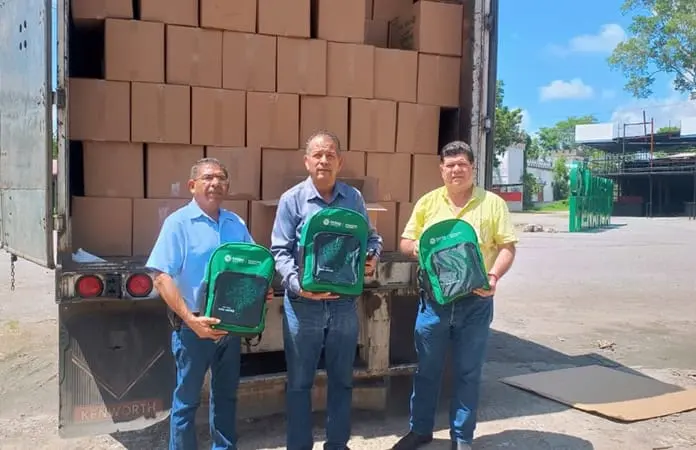 Llegan los paquetes escolares de gobierno