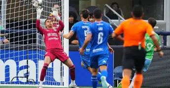 Humillan con goleada a la Máquina Celeste