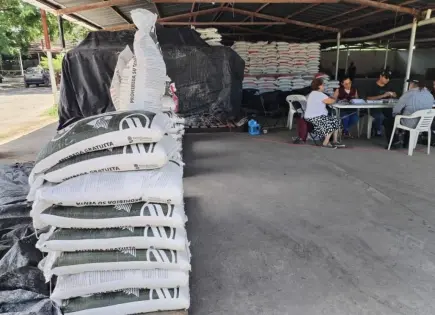 Venden en Facebook el fertilizante que reciben gratis del gobierno