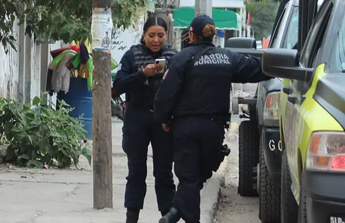 Analizarán comisiones pensión para los policías