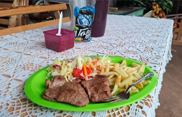 Invitan a cooperar en desayuno con causa