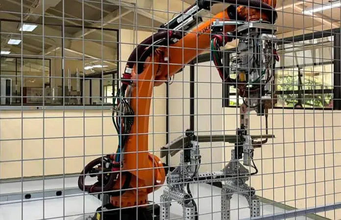 Robot donado por BMW