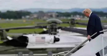 Trump reubica dos submarinos nucleares