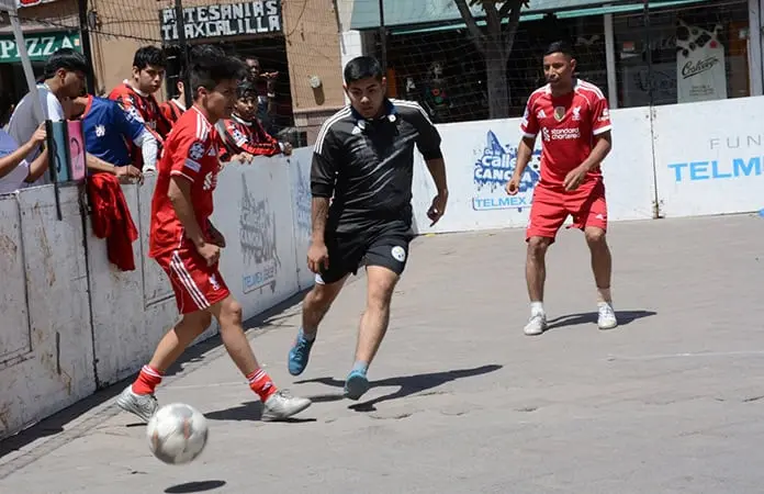 Arranca torneo “De la Calle a la Cancha”