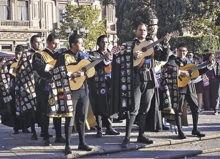 FINALIZA FESTIVAL DE TUNAS Y ESTUDIANTINAS