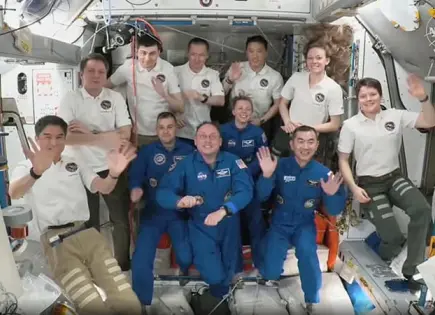 SpaceX transporta a 4 astronautas a la EEI