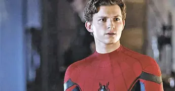 TIENE SPIDERMAN NUEVA PIEL