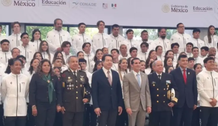 COM y Conade abanderan a atletas mexicanos con miras a los Juegos Panamericanos Junior