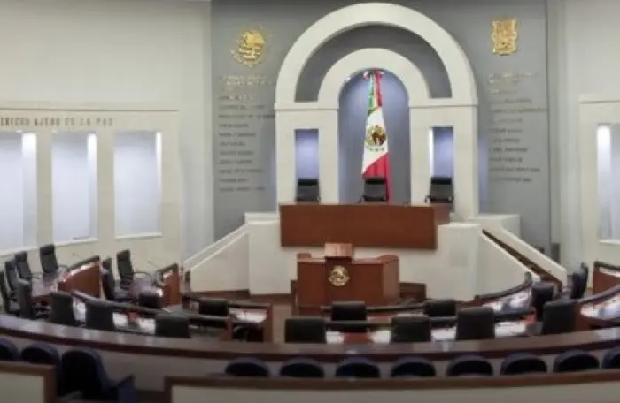 Congreso de SLP suma 4 meses de opacidad