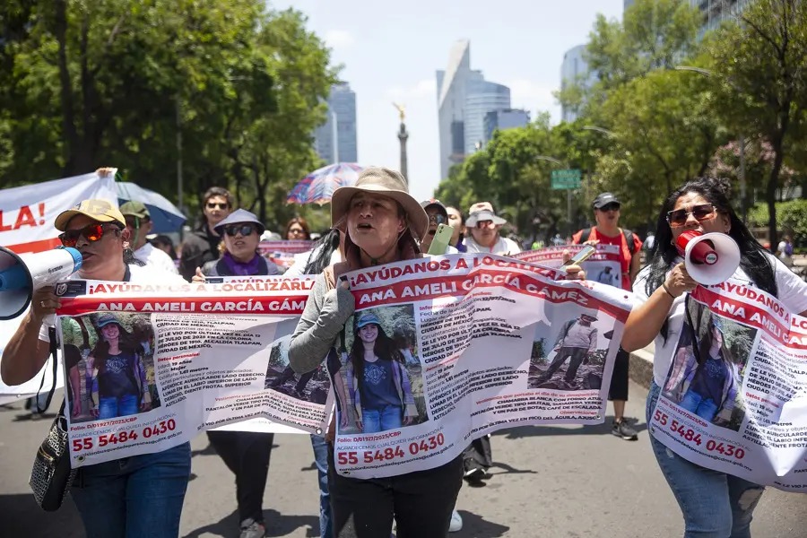 Marcha en CDMX por Ana Amelí García Gámez desaparecida en Ajusco