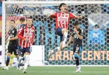 Chivas busca pegarle a Santos Laguna en duelo de Liga MX