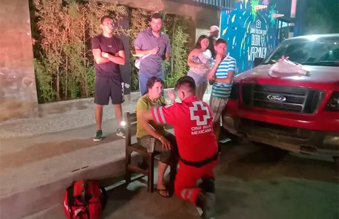 Motociclista atropella a una mujer y huye