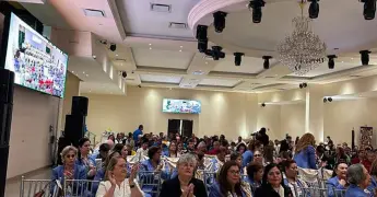 Prepara Club de Leones entrega de útiles escolares
