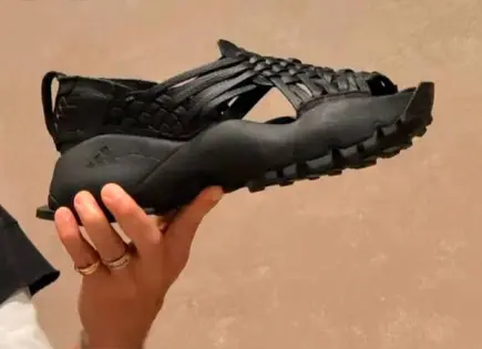 Acusan a Adidas y diseñador por plagio de huaraches de Yalálag