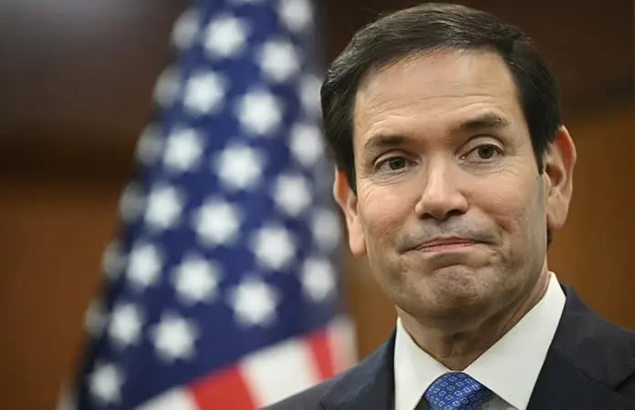 EU podría exigir fianza a los solicitantes de visa