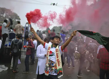 Muhammad Yunus anuncia elecciones parlamentarias en Bangladesh para febrero
