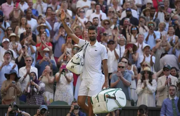 Novak Djokovic se baja del Abierto de Cincinnati