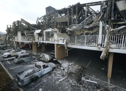 Estudios vinculan muertes y problemas de salud con incendios en Maui y Los Ángeles