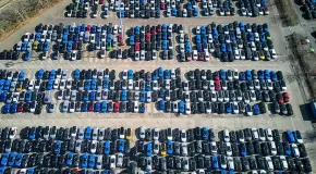 Baja sector de autopartes
