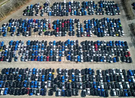 Baja sector de autopartes