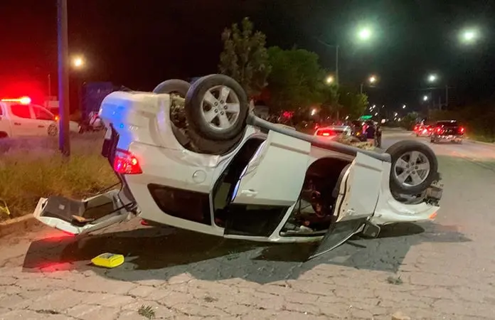 Vuelcan vehículos en la ‘57