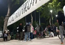 Punto 420 en Paseo de la Reforma: la lluvia, no el reglamento, vacía el espacio cannábico