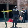 Abandonan cabeza de res en Catedral