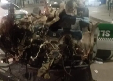 Taxista destroza su unidad en carretera a Rioverde