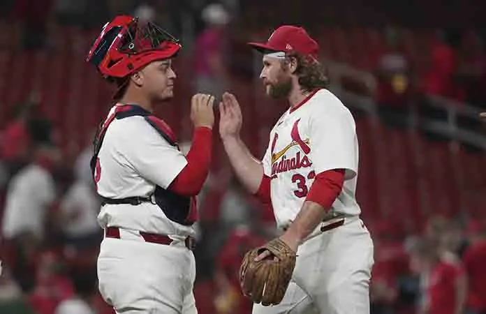 Ganan Cardenales sobre los Rockies