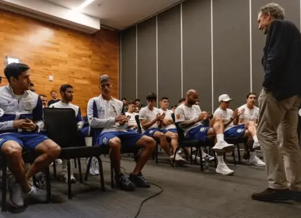 Entérate | El campeón del mundo que acudió al Lastras a ver el ADSL vs Cruz Azul