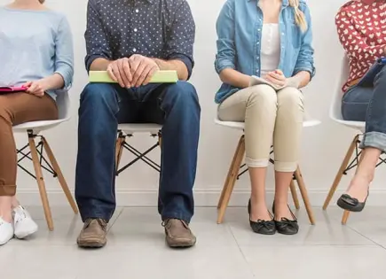 Desempleo pega más a mujeres y jóvenes