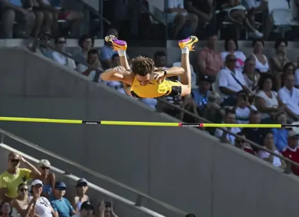 Duplantis eleva su récord mundial
