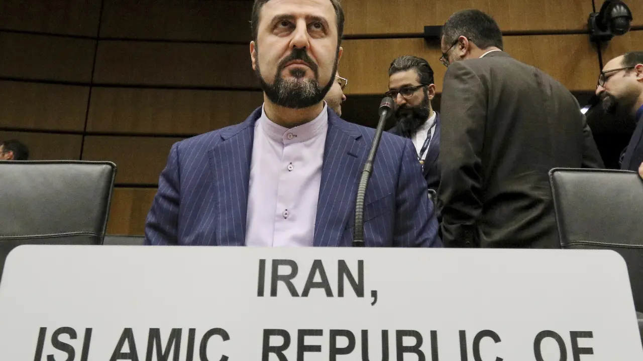 E3 amenaza con reimponer sanciones a Irán por incumplimiento en negociaciones