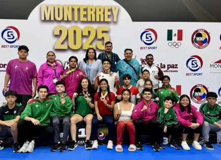 Karatecas de SLP brillan en torneo internacional