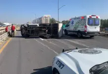 GCE atiende volcadura en carretera 57
