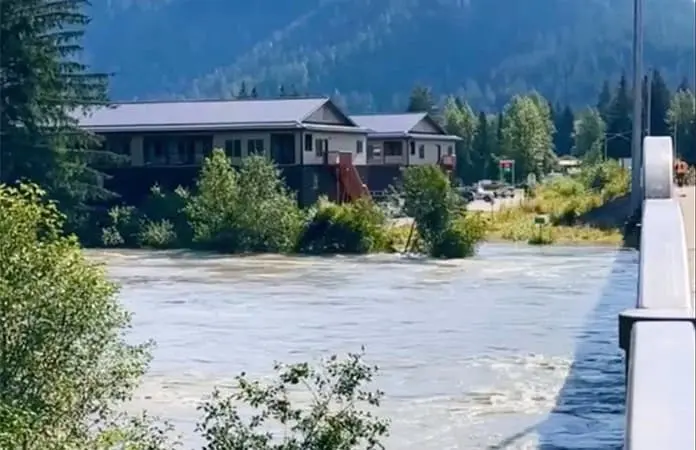 Inundación de glaciar alcanza un nivel récord