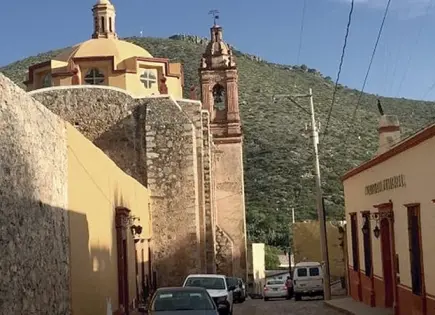 Lazos mineros entre SLP, Charcas y Bolivia