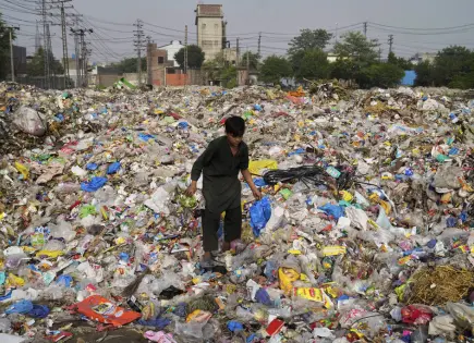 Producción de plásticos podría aumentar un 70% para 2040 tras fracaso de tratado global
