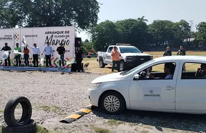 Promueve Inpojuve cursos de manejo
