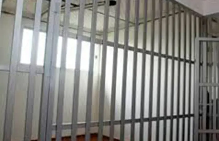 Reportan muerte de hombre en celdas de PDI