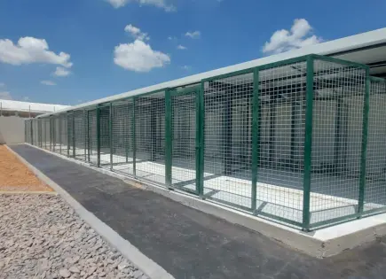 Inauguran primer hospital y refugio canino en Soledad
