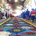 Devoción religiosa se pinta de colores