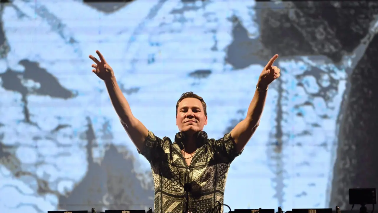 Enloquece Tiësto a miles en SLP