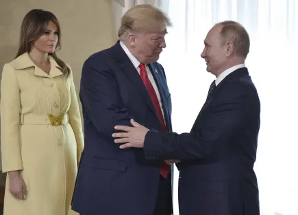 Melania Trump entrega carta a Putin por la paz en Ucrania